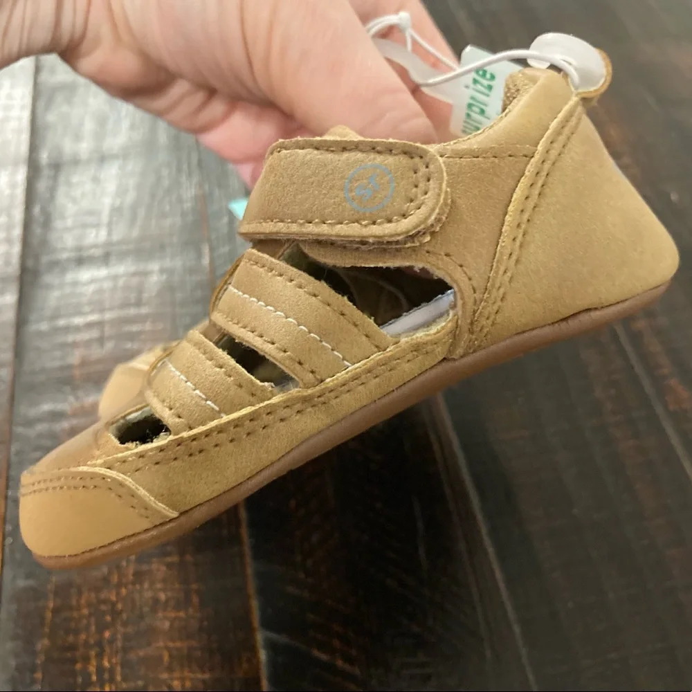 Baby Boys Sandals Light Brown Easy On Shoes NWT 6-12M